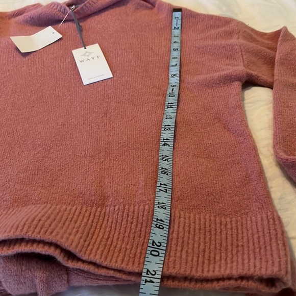 WAYF Sweater - Picture 6 of 6